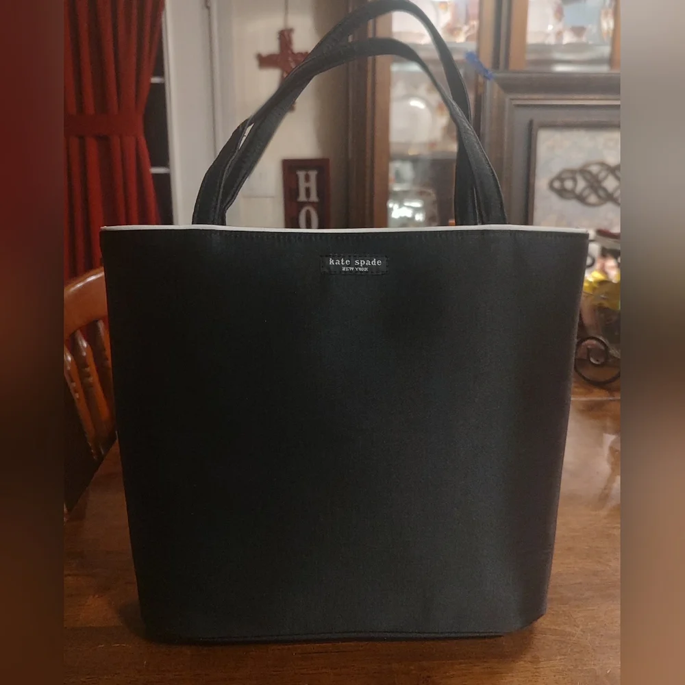kate spade sleek kate